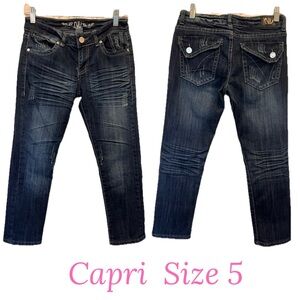 Size 5 Dark Wash Capri Distressed Denim